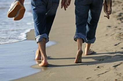 Going Barefoot Has Amazing Anti-Aging Effects