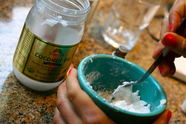 Homemade Whipped Extra Virgin Coconut Oil Lotion | The Radiant Life Blog